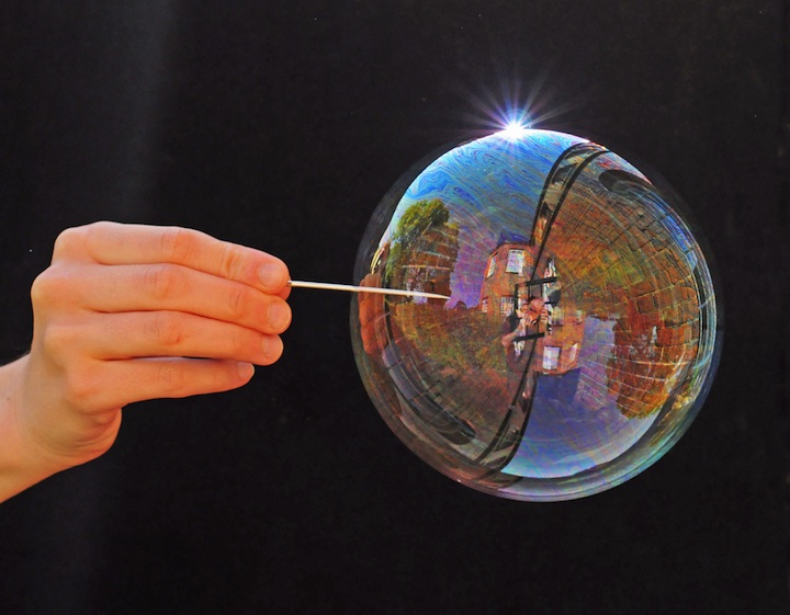 Richard Heeksl mágicas Reflexiones sobre las burbujas de jabón-03