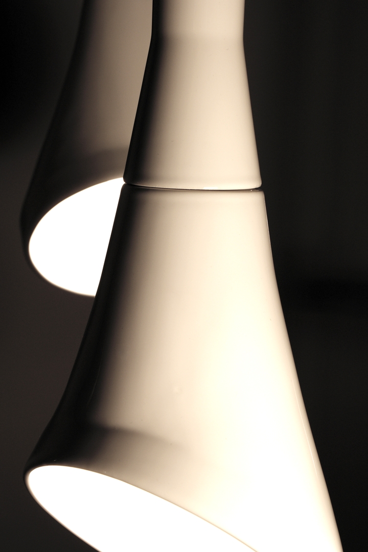 White Noise hanging lamp by RODRIGO Vairinhos social magazine-47 design