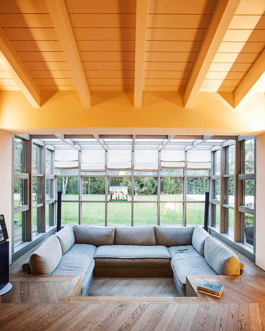 βίλα στο πράσινο της Τοσκάνης / gliarchitettiassociati